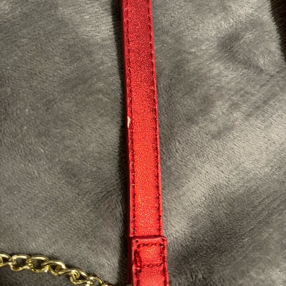 Red and Gold Spiral Rose Crossbody Bag - Picture 9 of 9